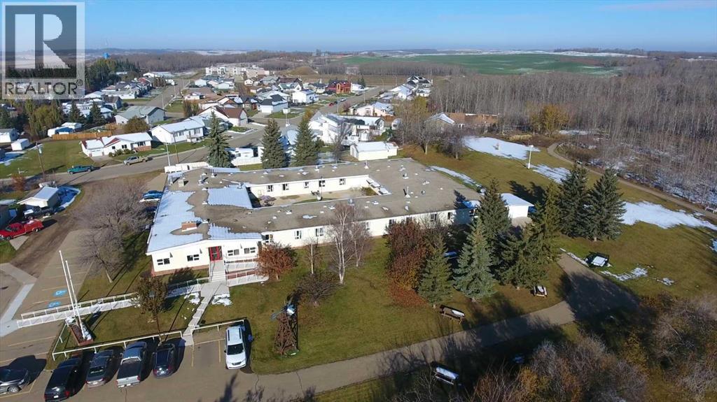 51 Street Unit 5430 #a, Bashaw, AB T0B 0H0