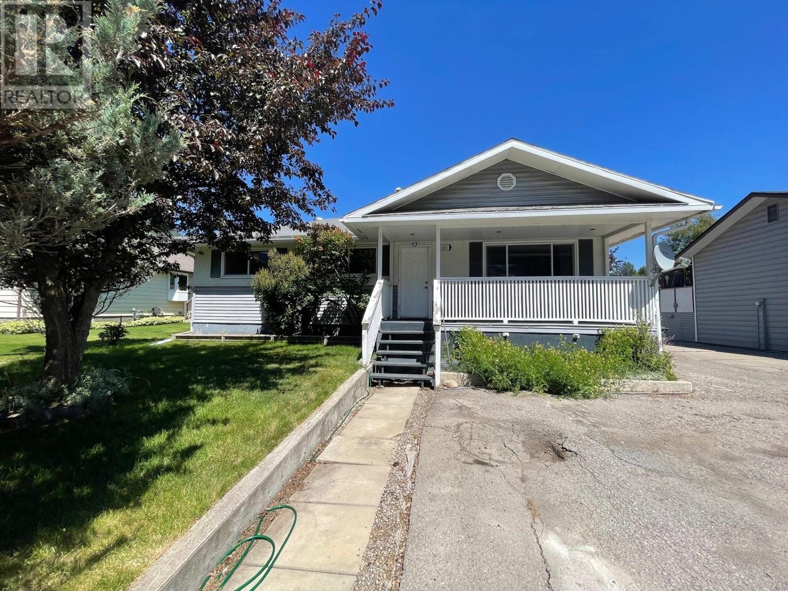 465 White Birch Cres, Sparwood, BC V0B 2G0