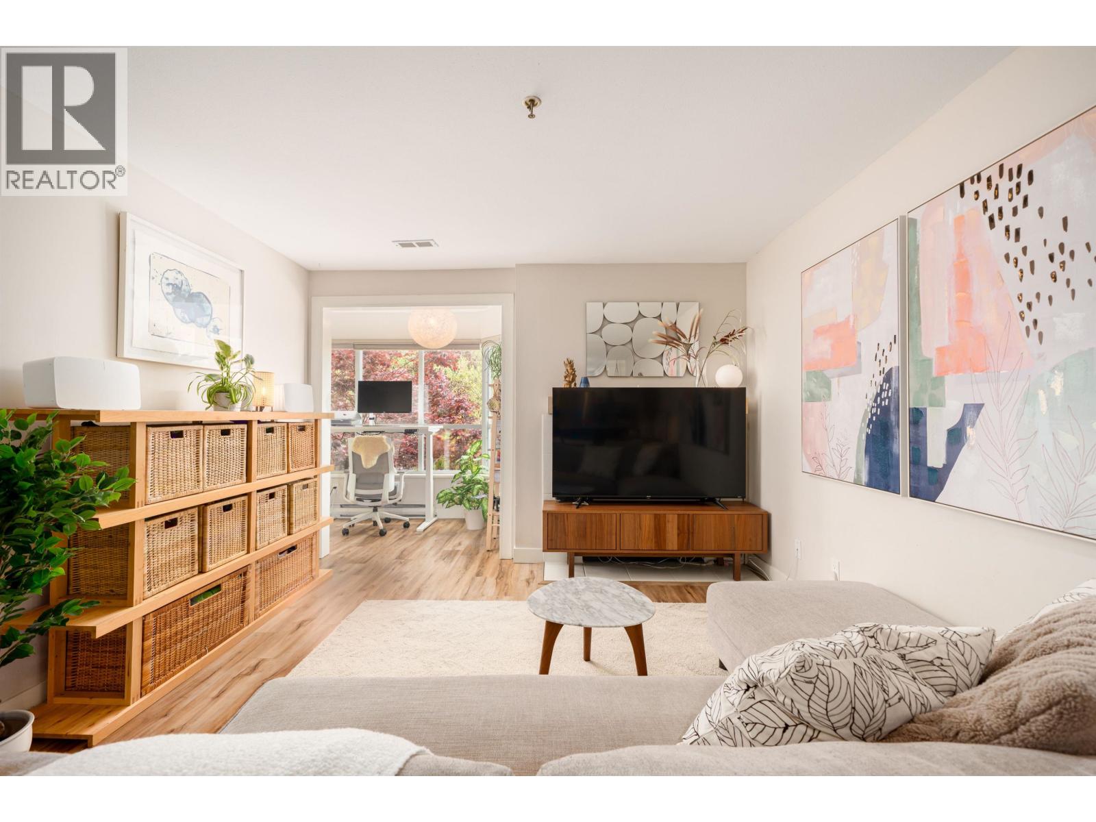 2333 Eton Street Unit 302, Vancouver, BC V5L 1E2