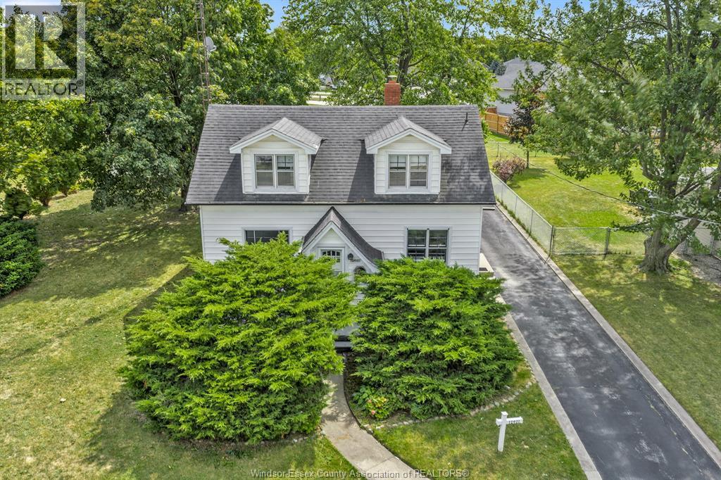 12401 Renaud St, Tecumseh, ON N8N 1P5