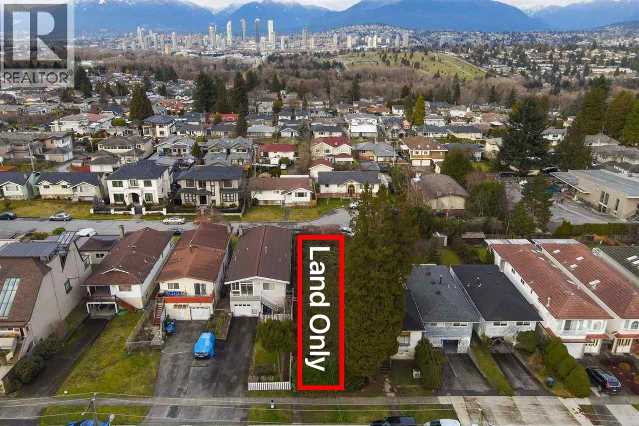 4811 Maitland St, Burnaby, BC V5H 1N1