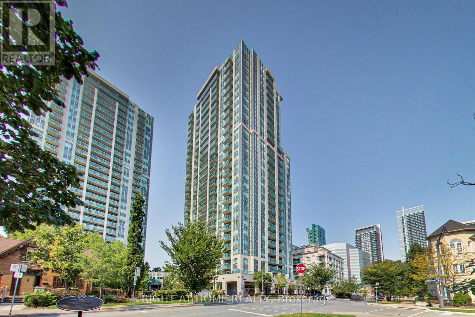 16 Harrison Garden Blvd, Toronto, ON M2N 7J6