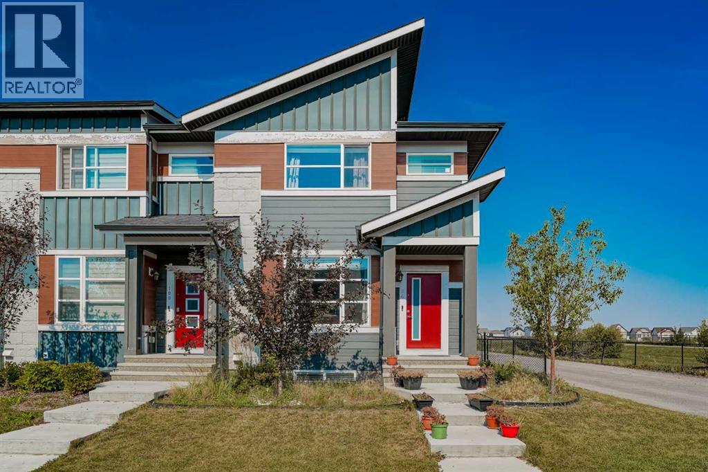 96 Skyview Parade NE, Calgary, AB T3N 0H1
