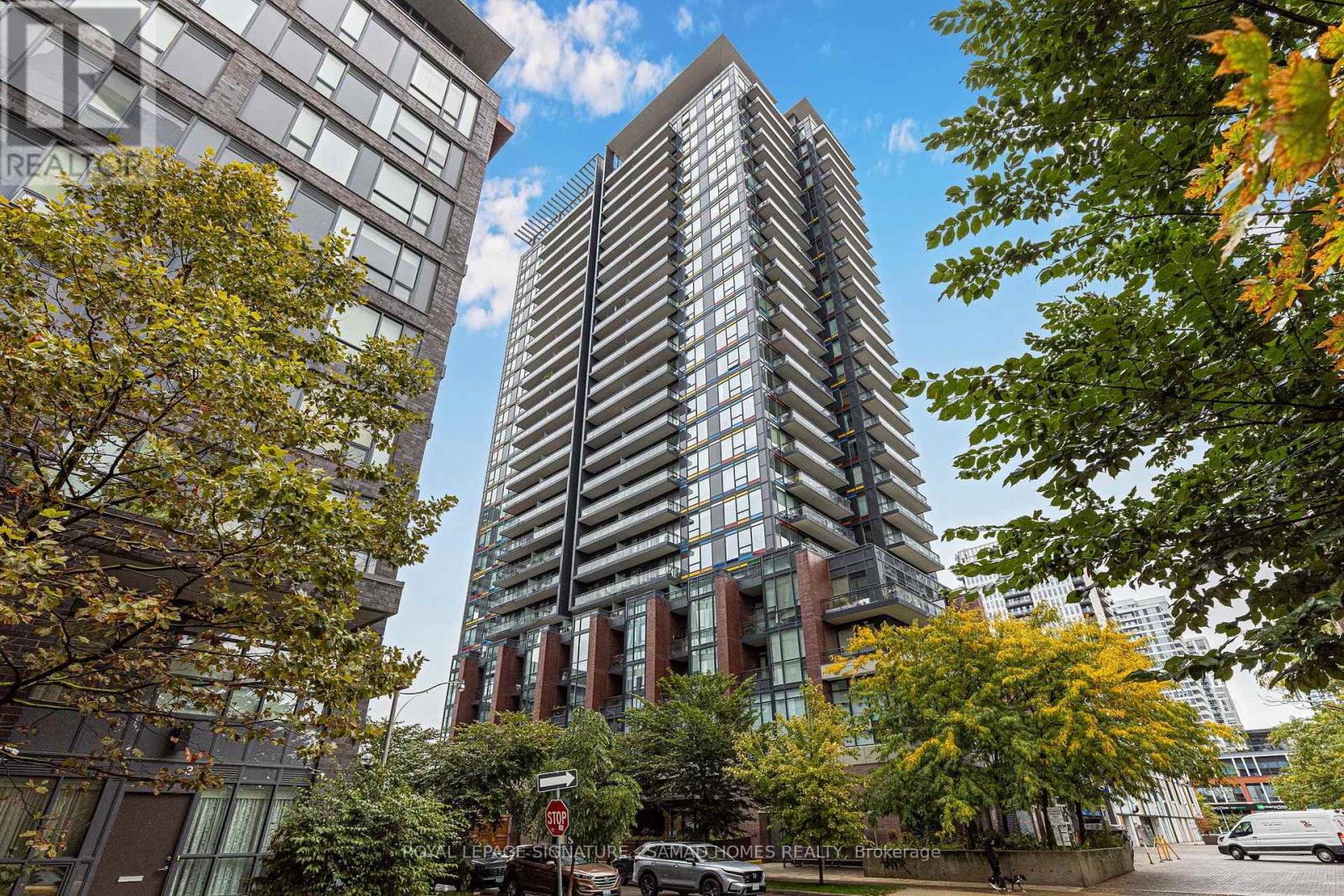 2401 225 Sackville St, Toronto, ON M5A 0B9