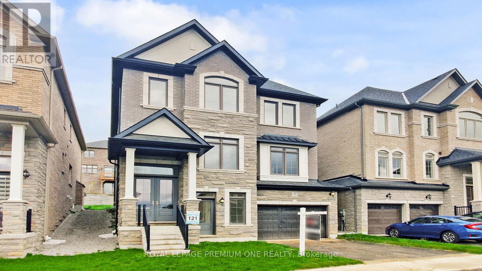 32 James Walker Ave, Caledon Caledon East, ON L7C 0H1