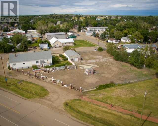 208 Railway St SE, Milk River, AB T0K 1M0