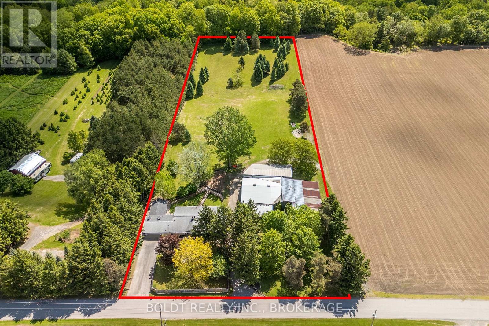 2010 Hansler St, Pelham, ON L0S 1M0