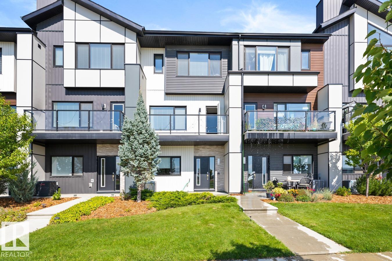 1115 Keswick Dr SW, Edmonton, AB T6W 4B6
