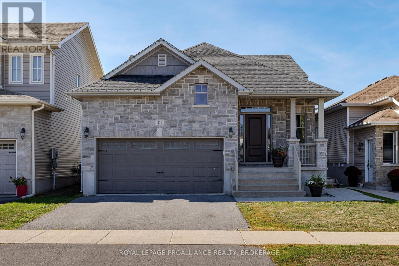831 Augusta Dr, Kingston, ON K7P 0E3