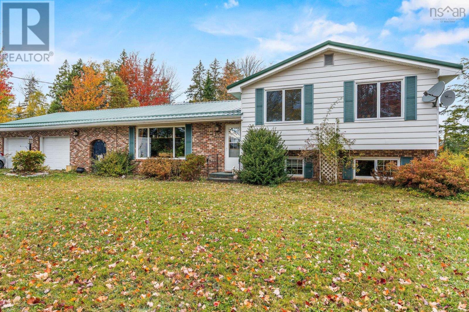 1715 Ashdale Rd, South Rawdon, NS B0N 1Z0