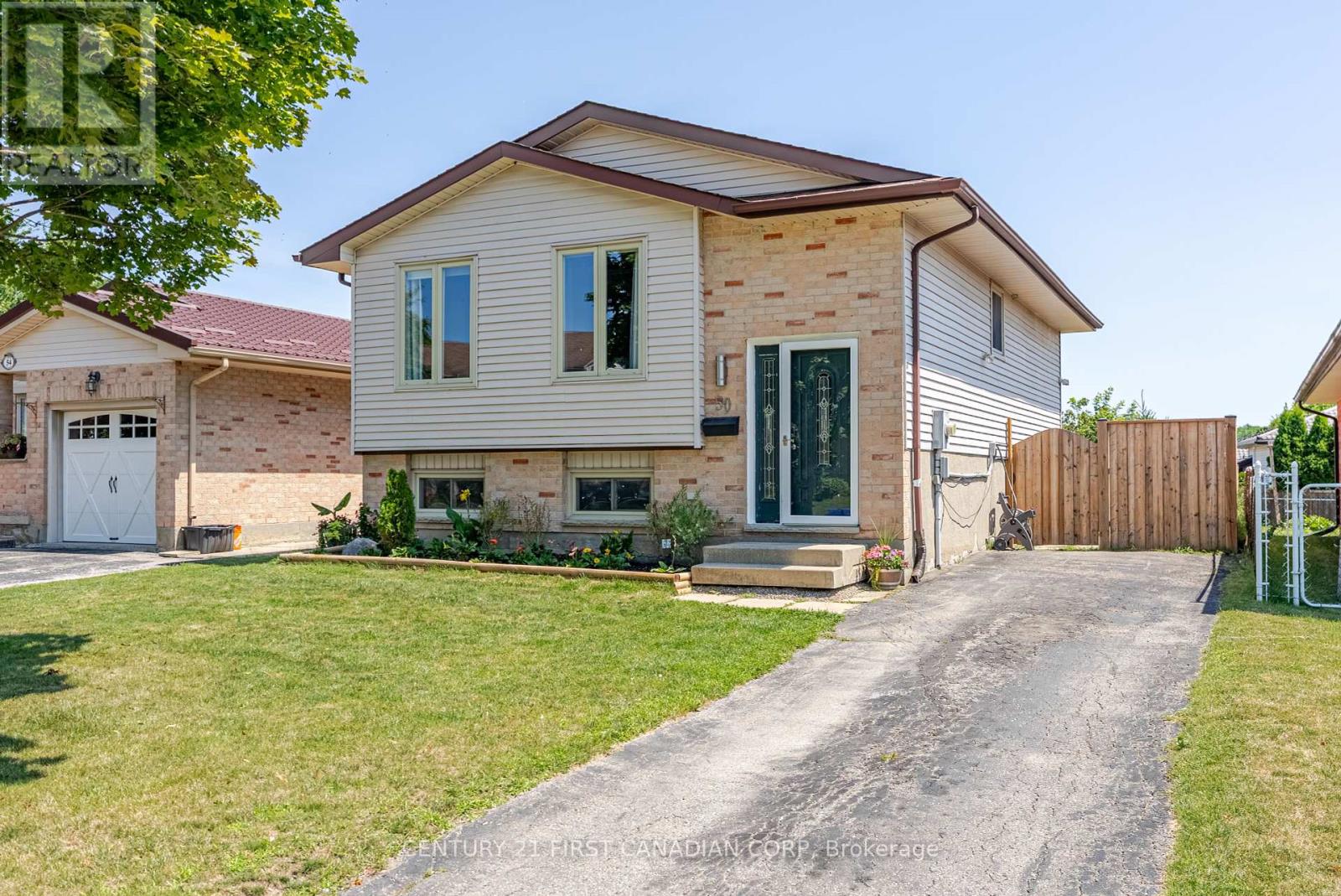 50 Erica Cres, London, ON N6E 3P4