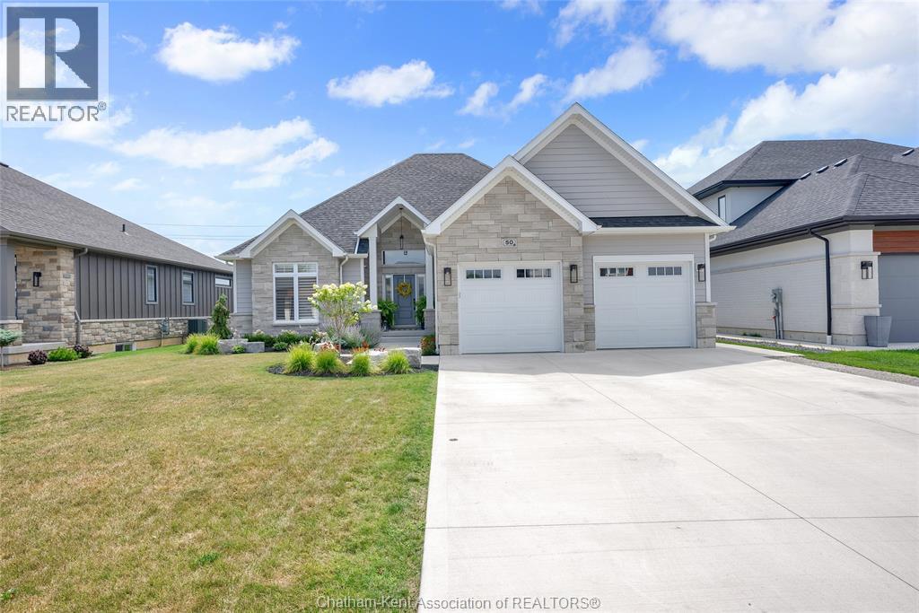 50 Dundee Dr, Chatham, ON N7M 0S7