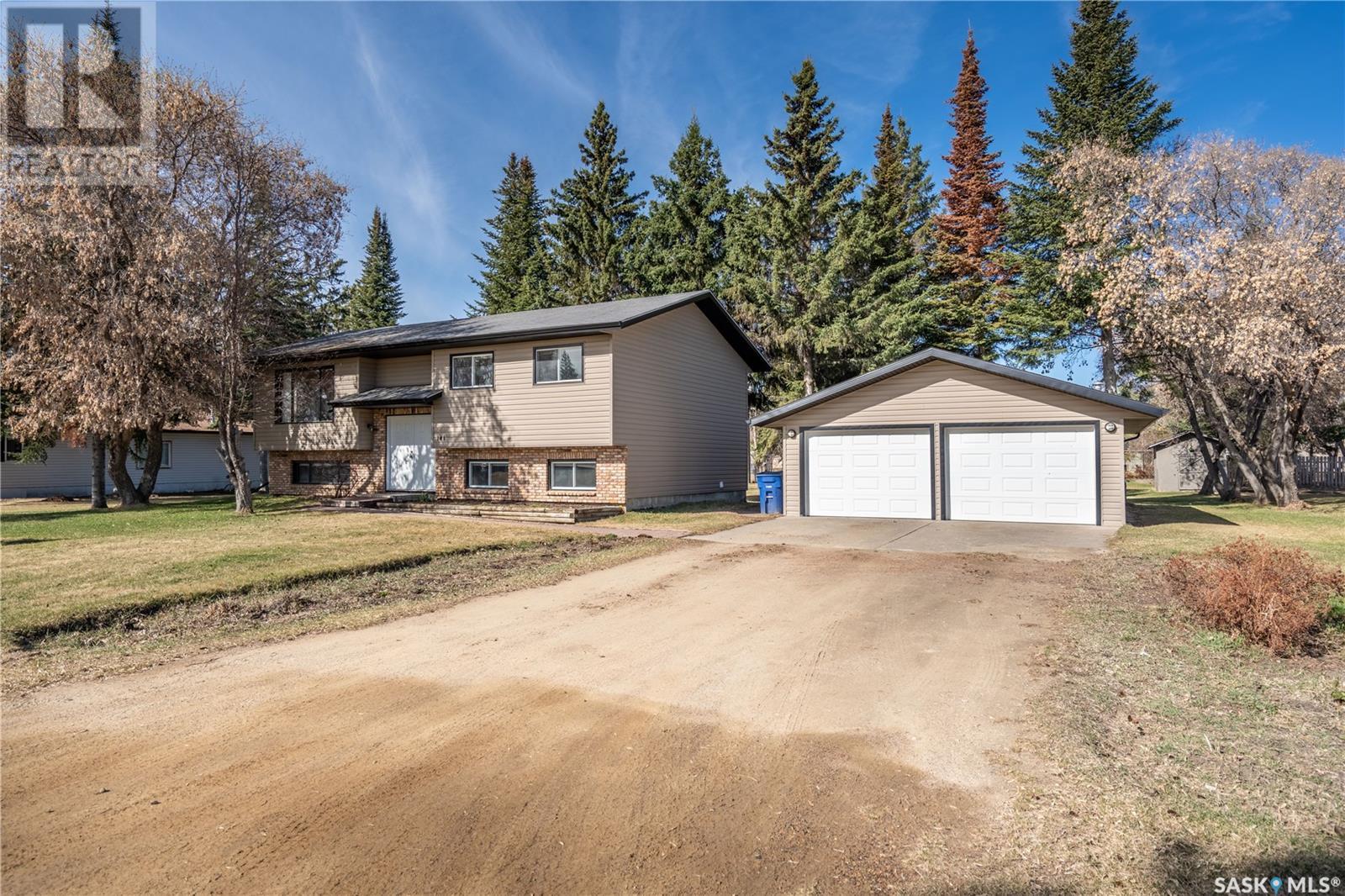 141 2 Street West, Pierceland, SK S0M 2K0