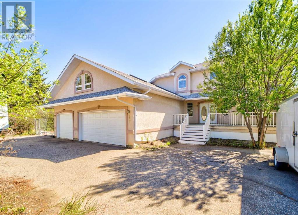 217 Falcon Ridge Way, Rural Lethbridge County, AB T1J 5R8