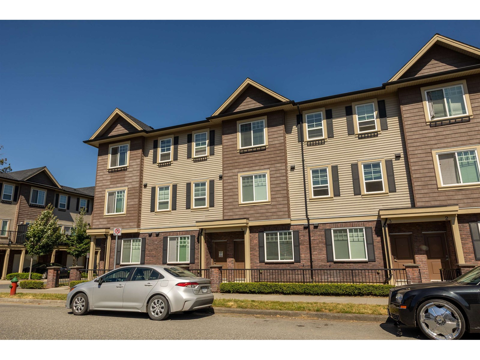 2530 Janzen Street Unit 4, Abbotsford, BC V2T 0H7