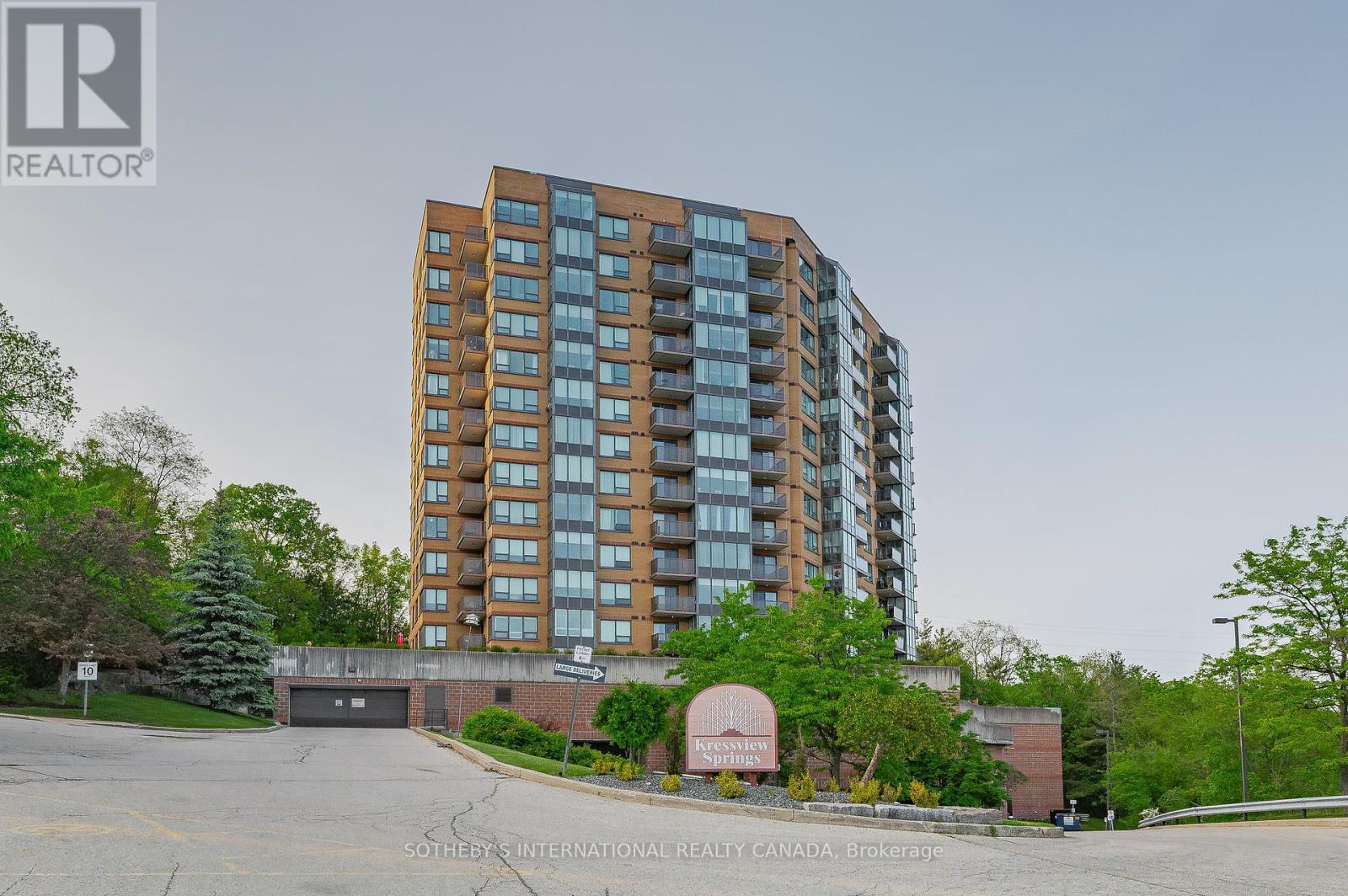 1003 237 King St W, Cambridge, ON N3H 5L2