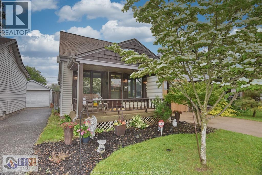 643 Alexandrine St, Windsor, ON N8X 3C1