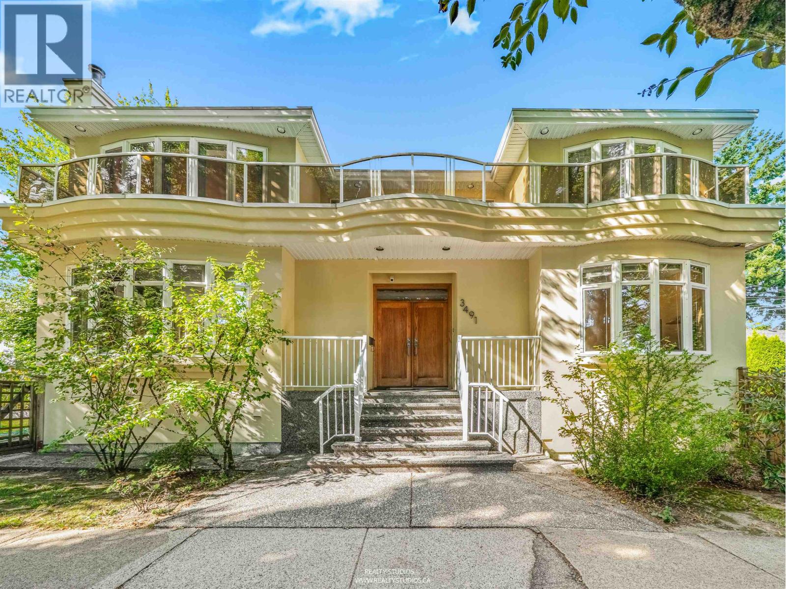 3491 Prince Edward St, Vancouver, BC V5V 3X7