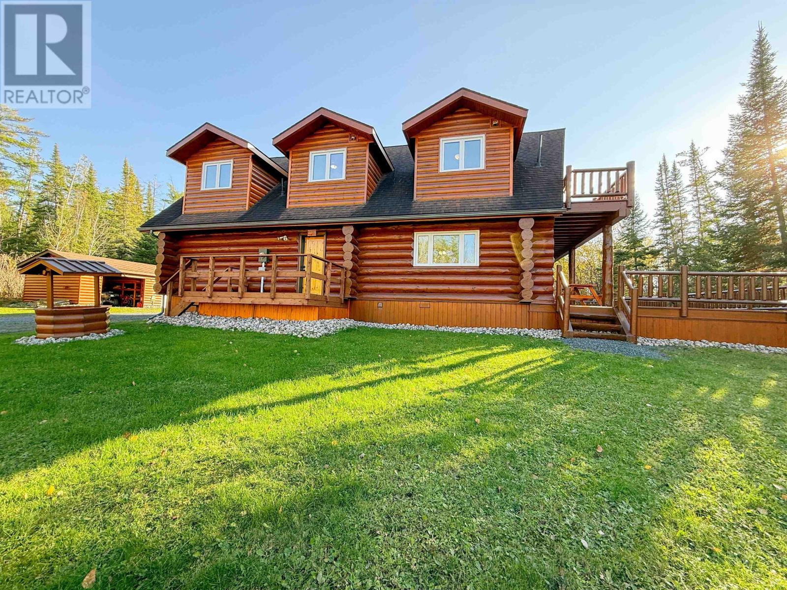 292 Branch Road 16 Storm Bay Rd, Kenora, ON P0X 1C0