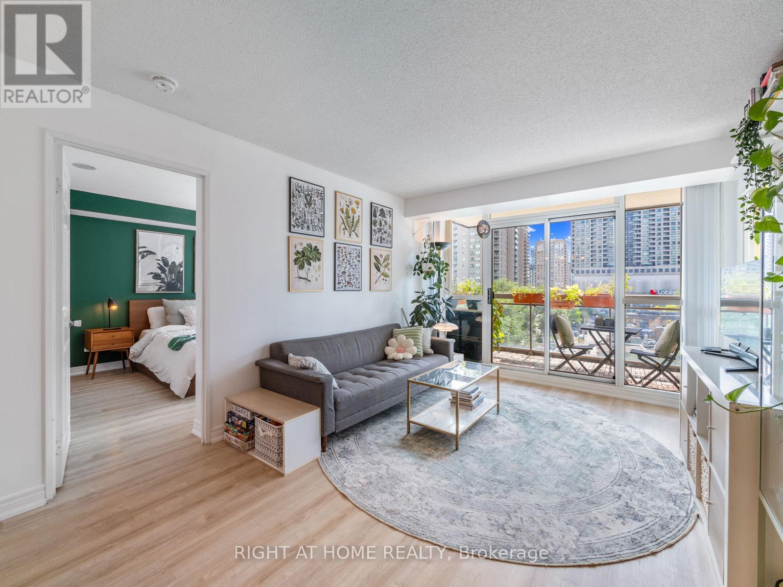 608 18 Parkview Ave, Toronto Willowdale East, ON M2N 7H7