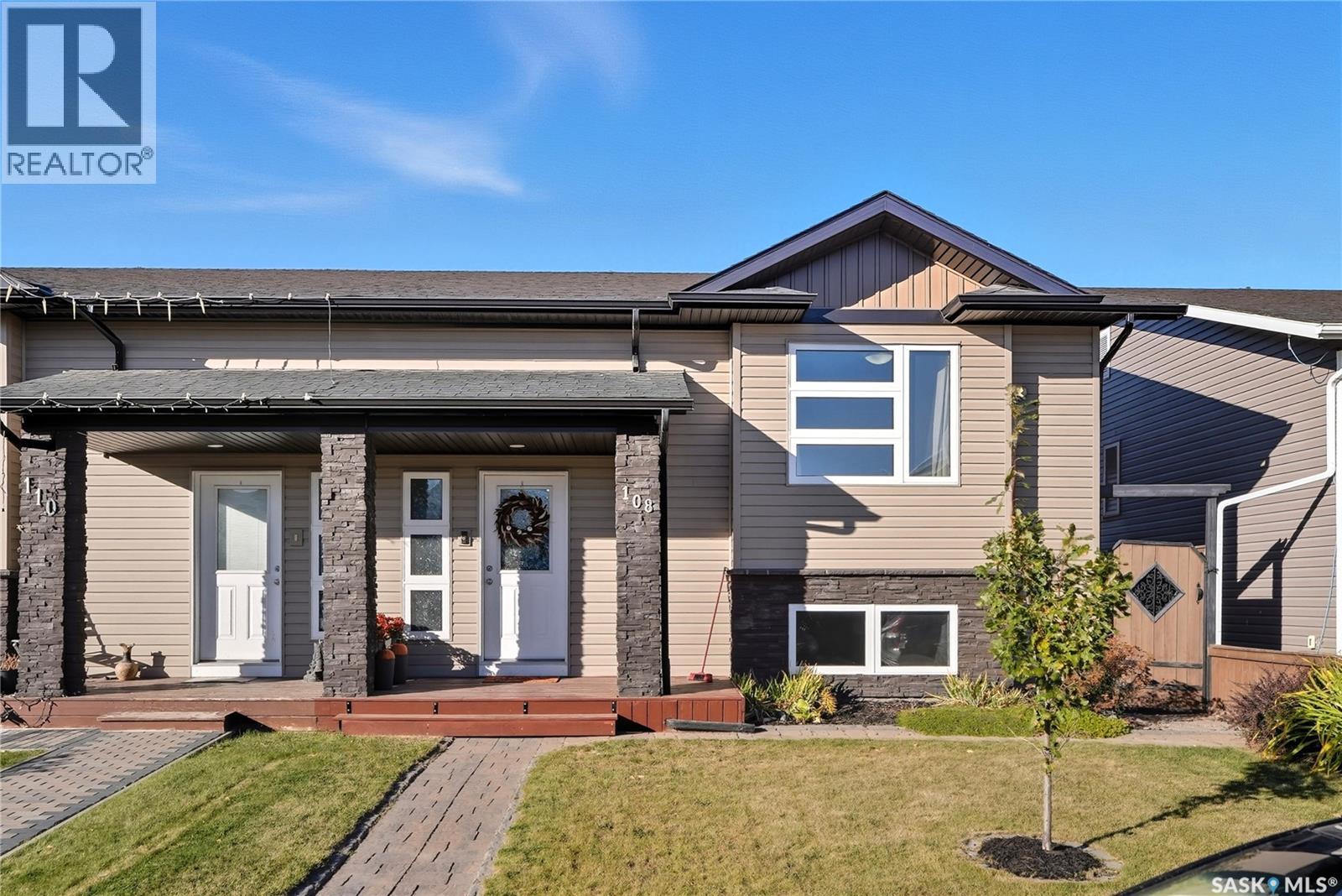 108 Reddekopp Cres, Warman, SK S0K 4S3