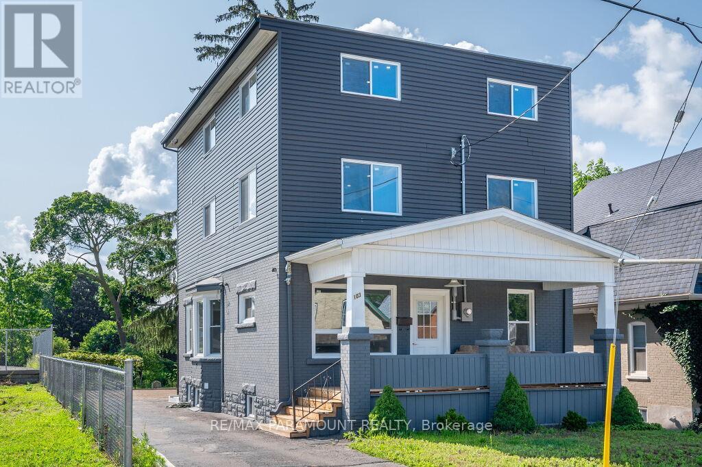 103 Peter St, Kitchener, ON N2G 3K1