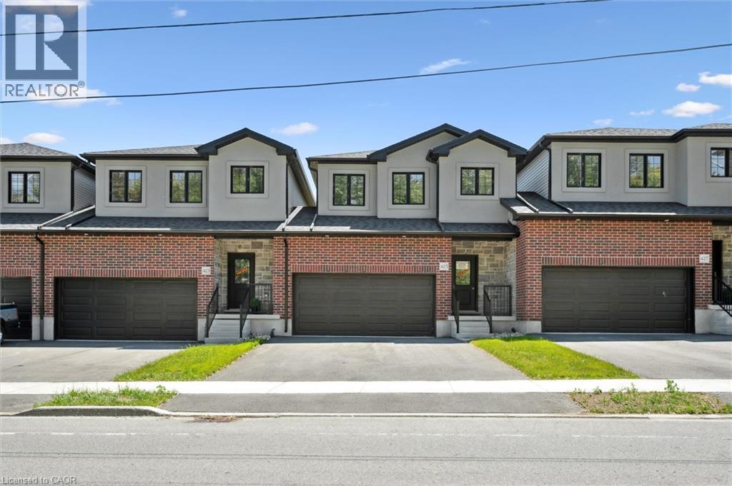 423 Woolwich St, Waterloo, ON N2K 0E8