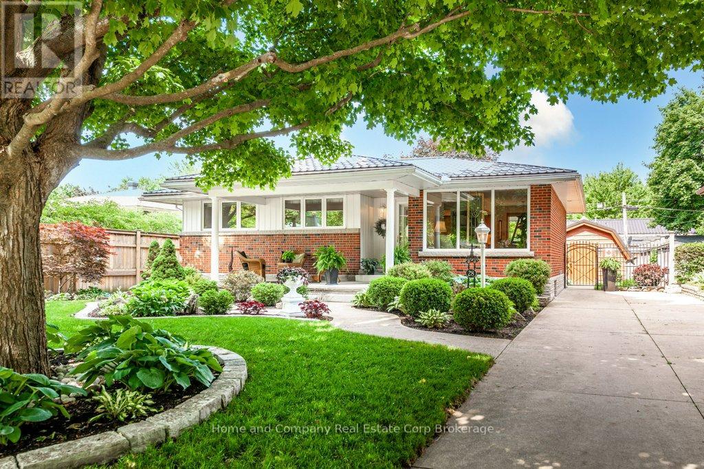28 Burritt St, Stratford, ON N5A 4W7