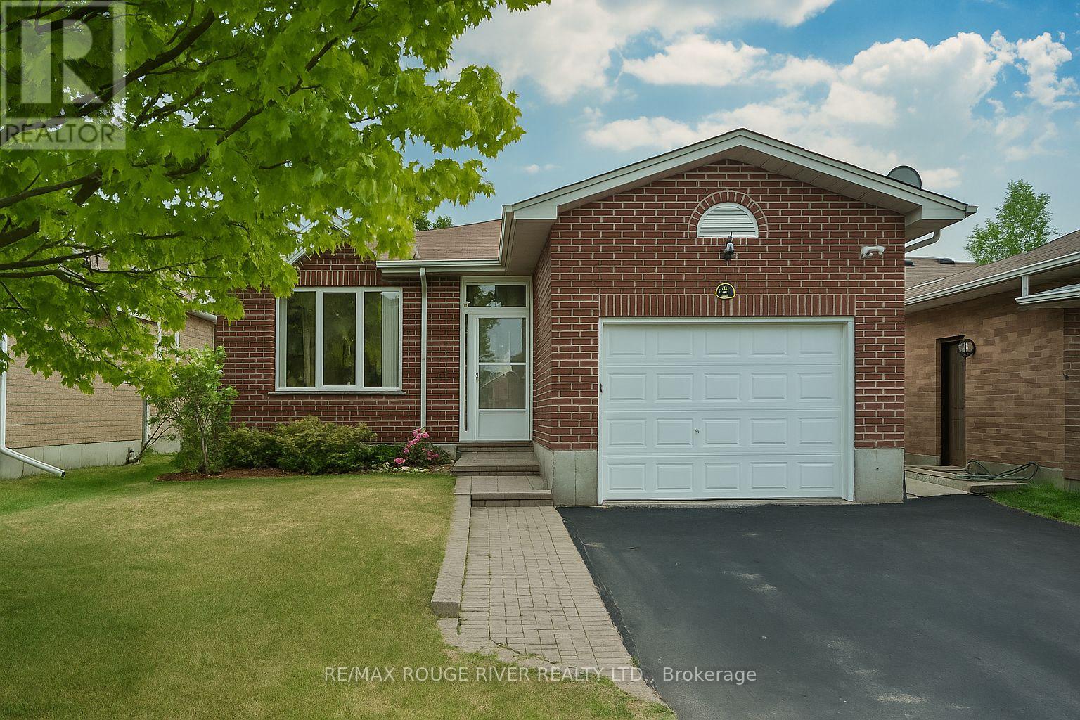 333 Mary St W, Kawartha Lakes, ON K9V 5X5