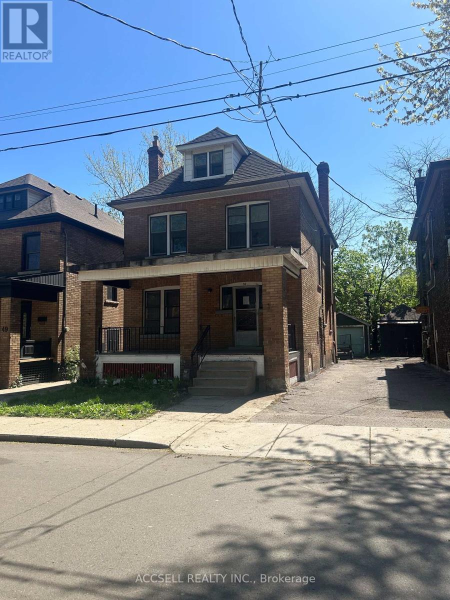 53 Carrick Ave, Hamilton, ON L8M 2W4