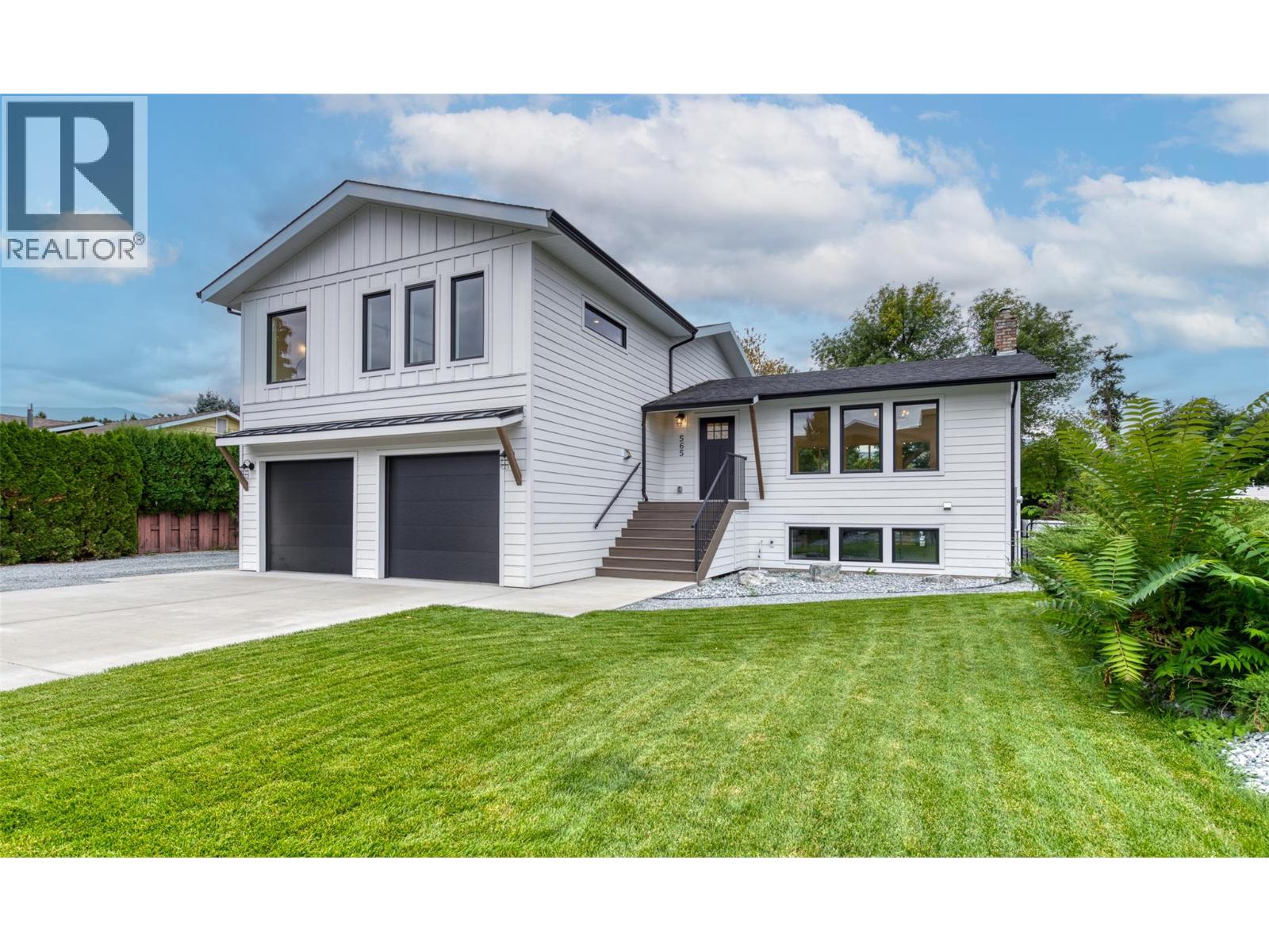 565 Sarsons Rd, Kelowna, BC V1W 2X3