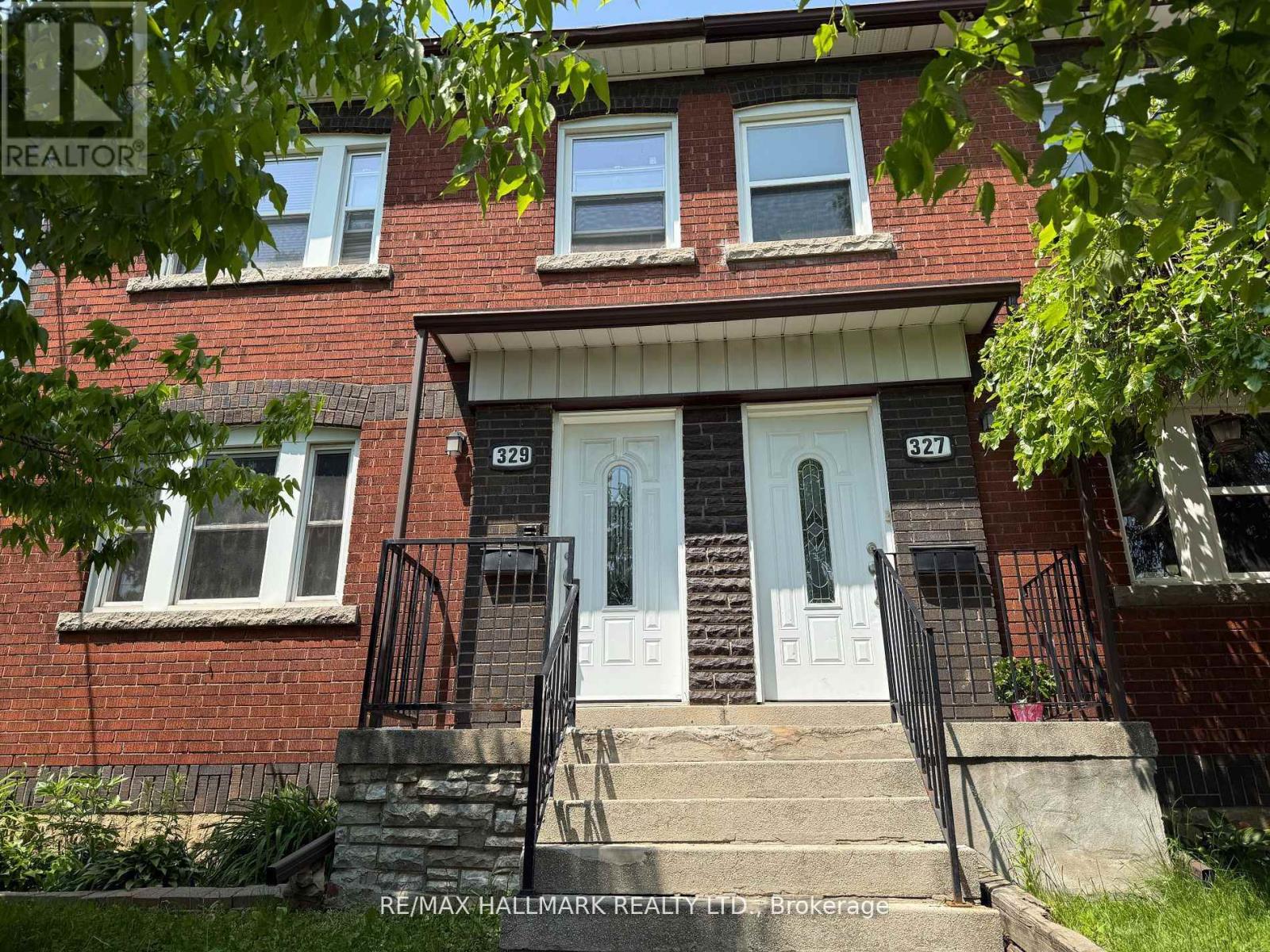 329 Vaughan Rd, Toronto Humewood-cedarvale, ON M6C 2N5