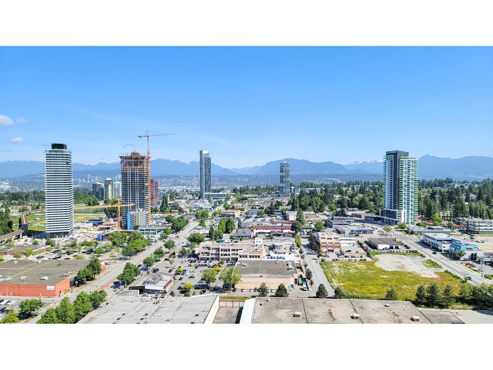 13685 102 Avenue Unit 2712, Surrey, BC V3T 1N7