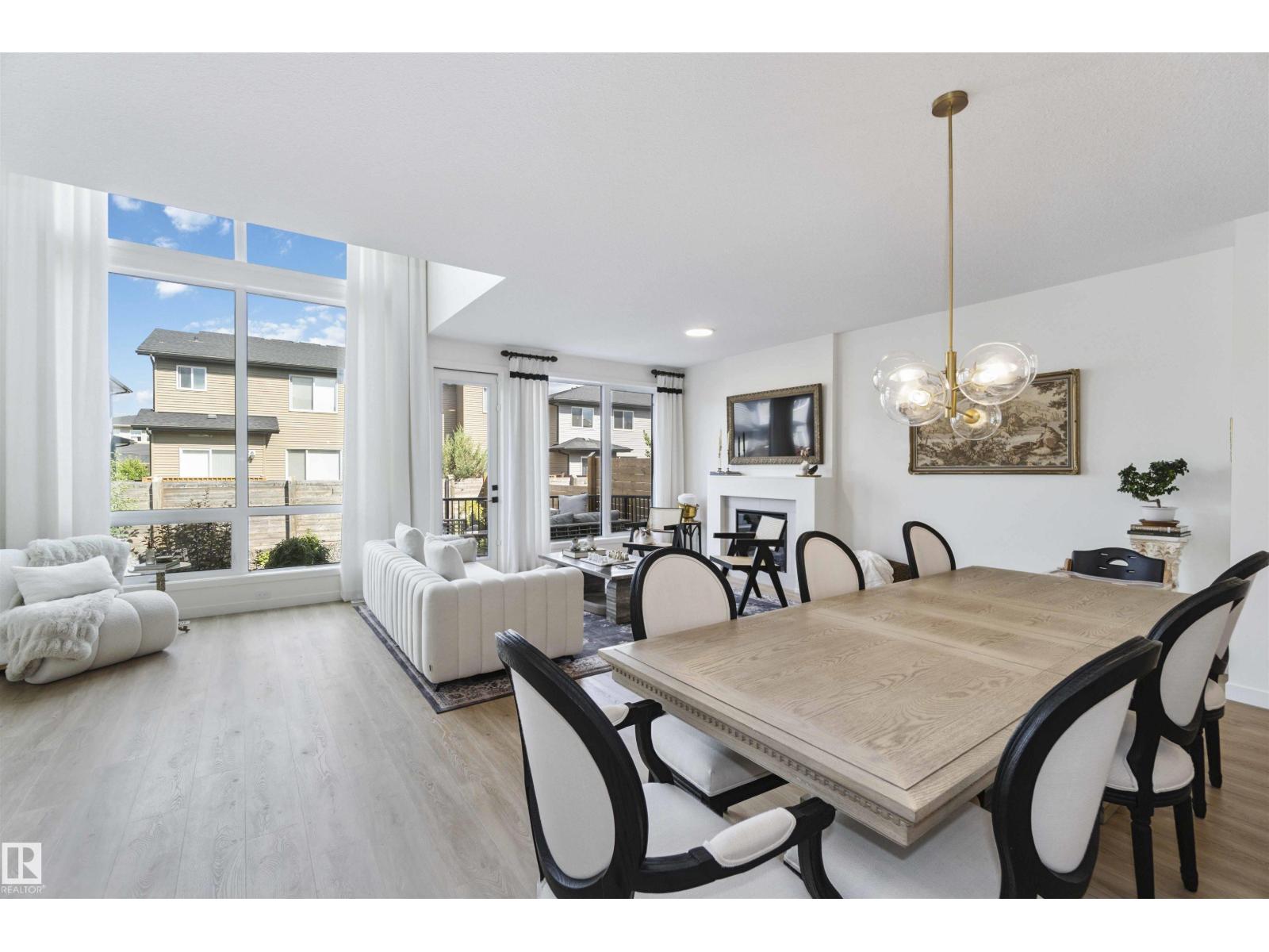 3233 Kulay Way SW, Edmonton, AB T6W 5B5