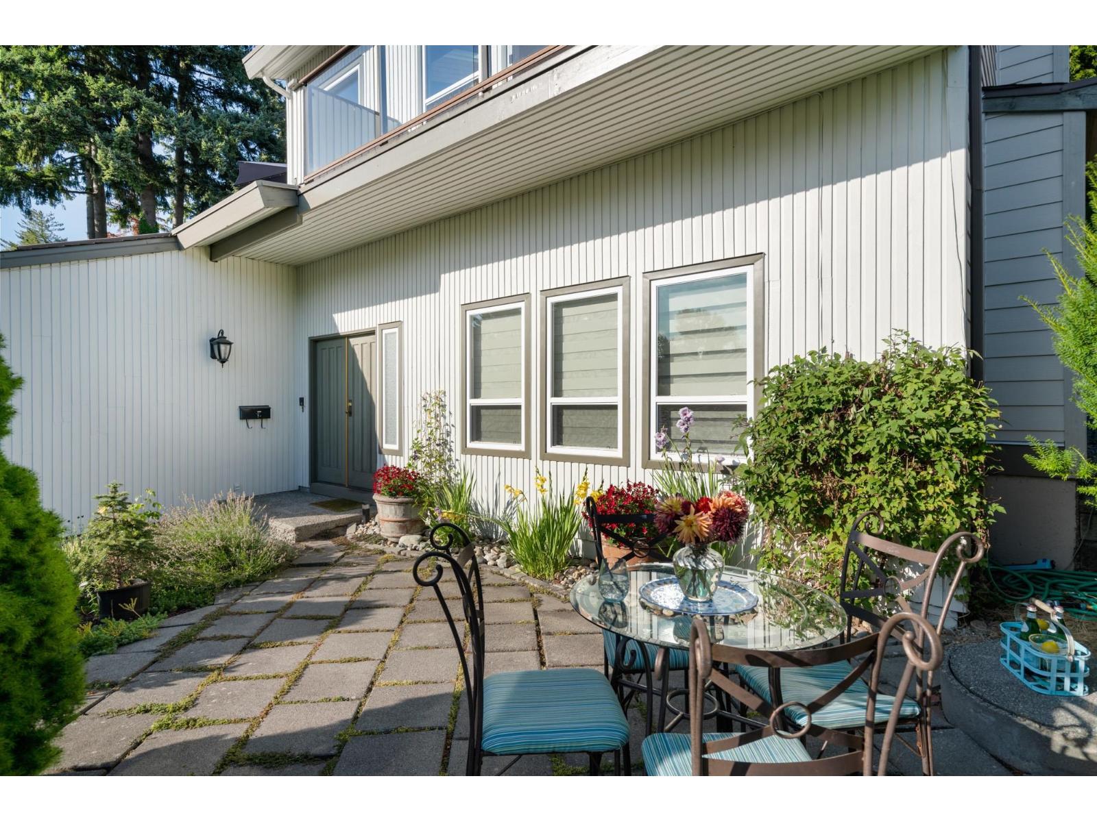 7680 Barrymore Dr, Delta, BC V4C 4C7