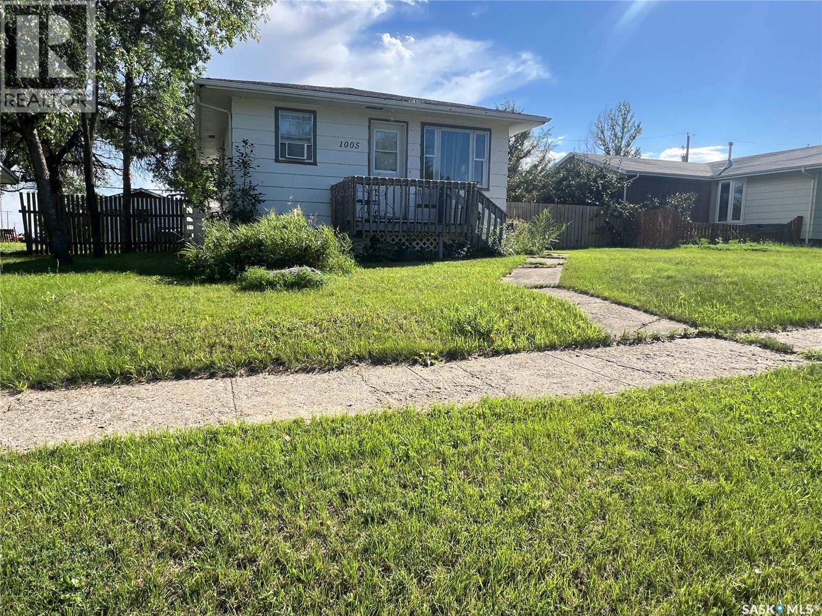 1005 Herbert Ave, Herbert, SK S0H 2A0