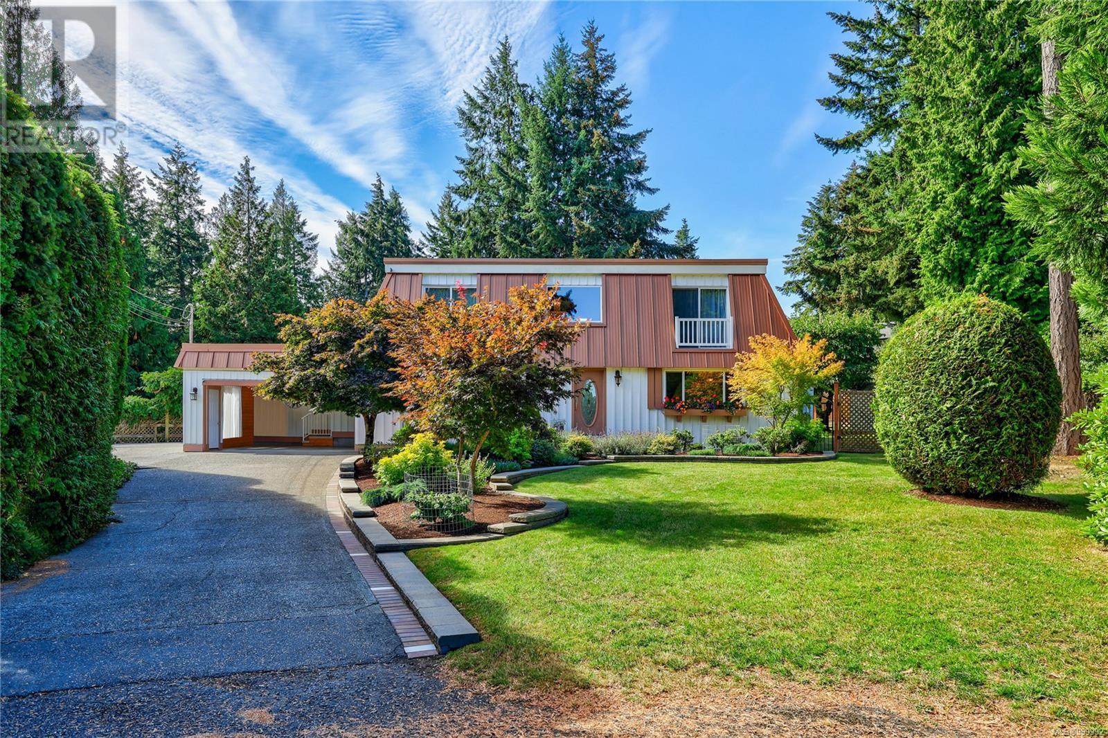 3685 Planta Rd, Nanaimo, BC V9T 3E8