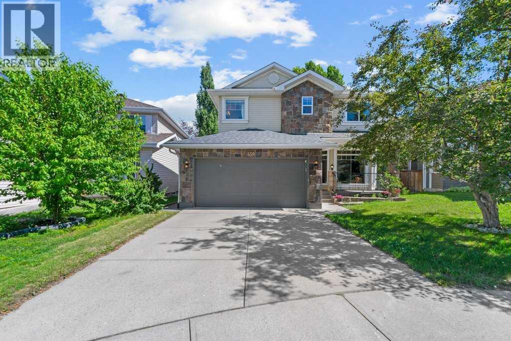 139 Douglasdale Pt SE, Calgary, AB T2Z 3B4