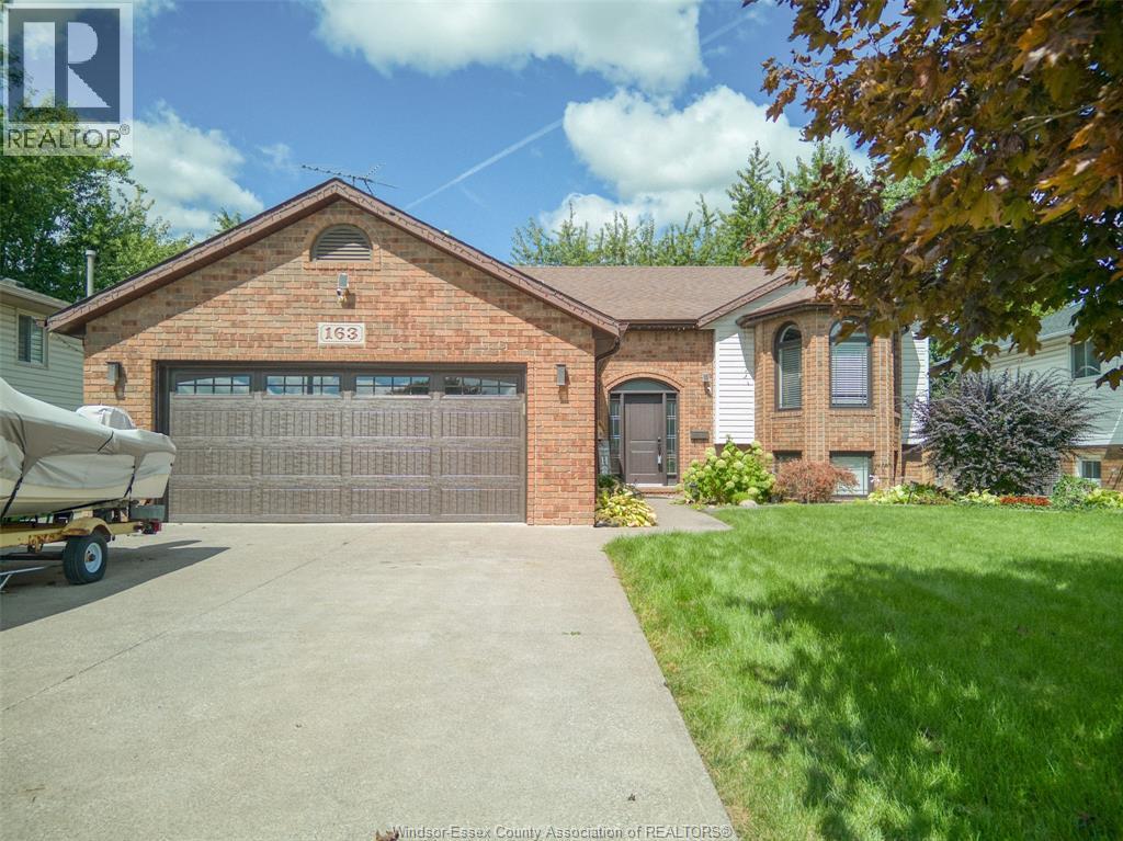 163 Klundert Cres, Kingsville, ON N0R 1B0