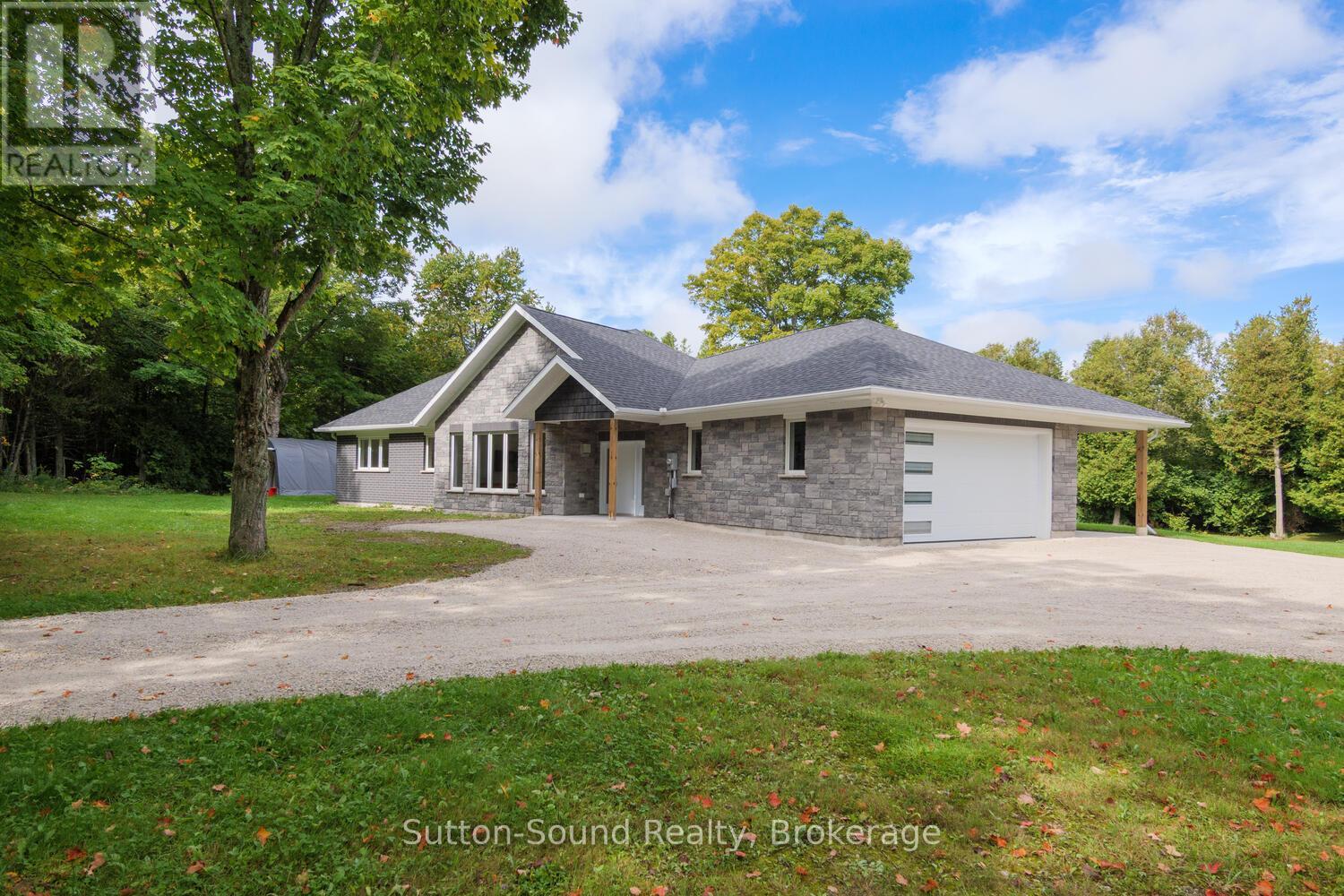 293 Everatt Side Rd, Northern Bruce Peninsula, ON N0H 1W0
