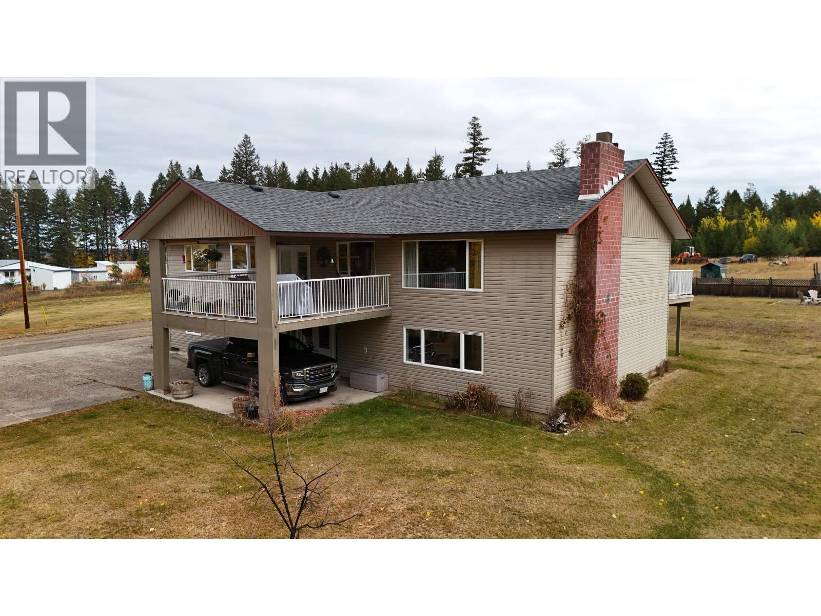 1425 Esler Rd, Williams Lake, BC V2G 4Y2