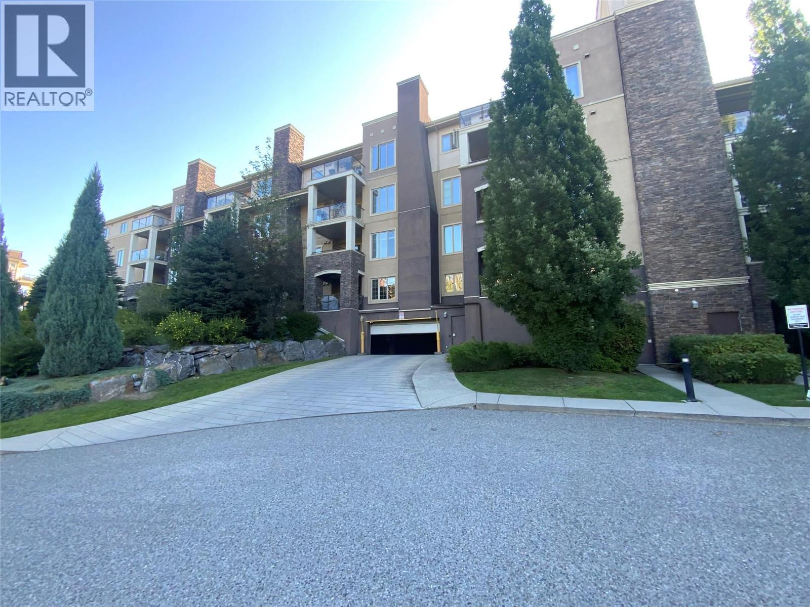 1873 Country Club Road Unit 2222, Kelowna, BC V1V 2W6