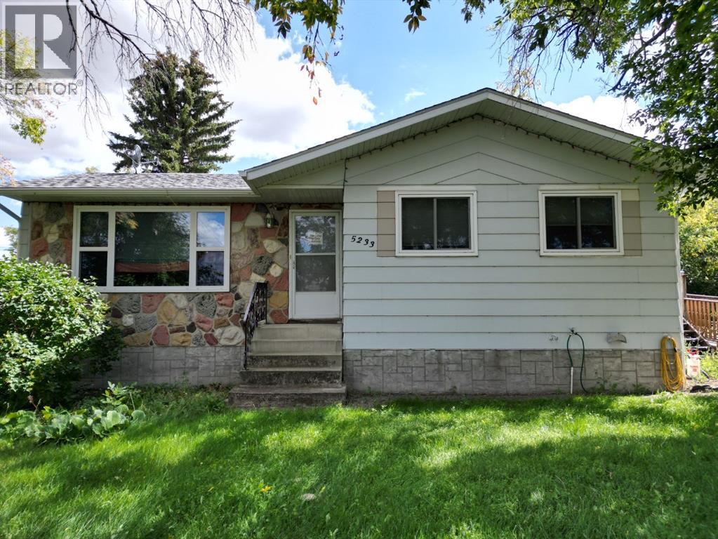 50 Street Unit 5233, Daysland, AB T0B 1A0