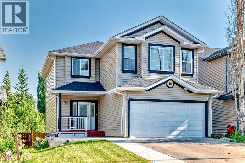 19 Bridlewood Rd SW, Calgary, AB T2Y 3P9