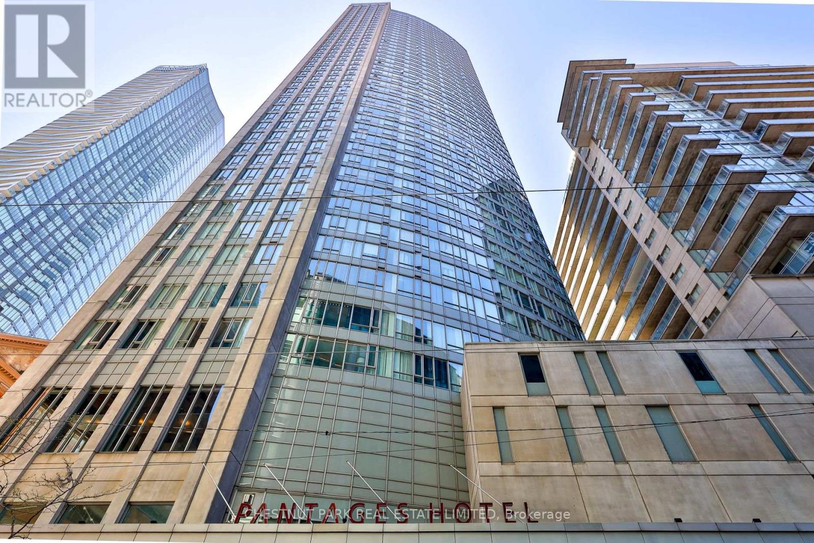 4207 210 Victoria St, Toronto, ON M5B 2R3
