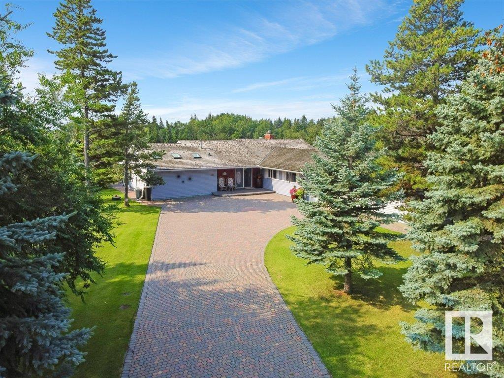 1 Donsdale Cr NW, Edmonton, AB T6M 2N3