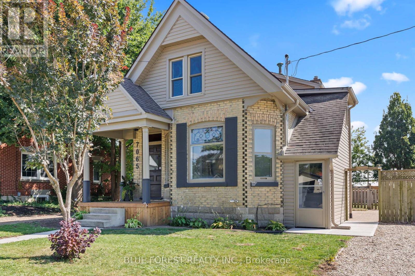 7065 Longwoods Rd, London, ON N6P 1B6