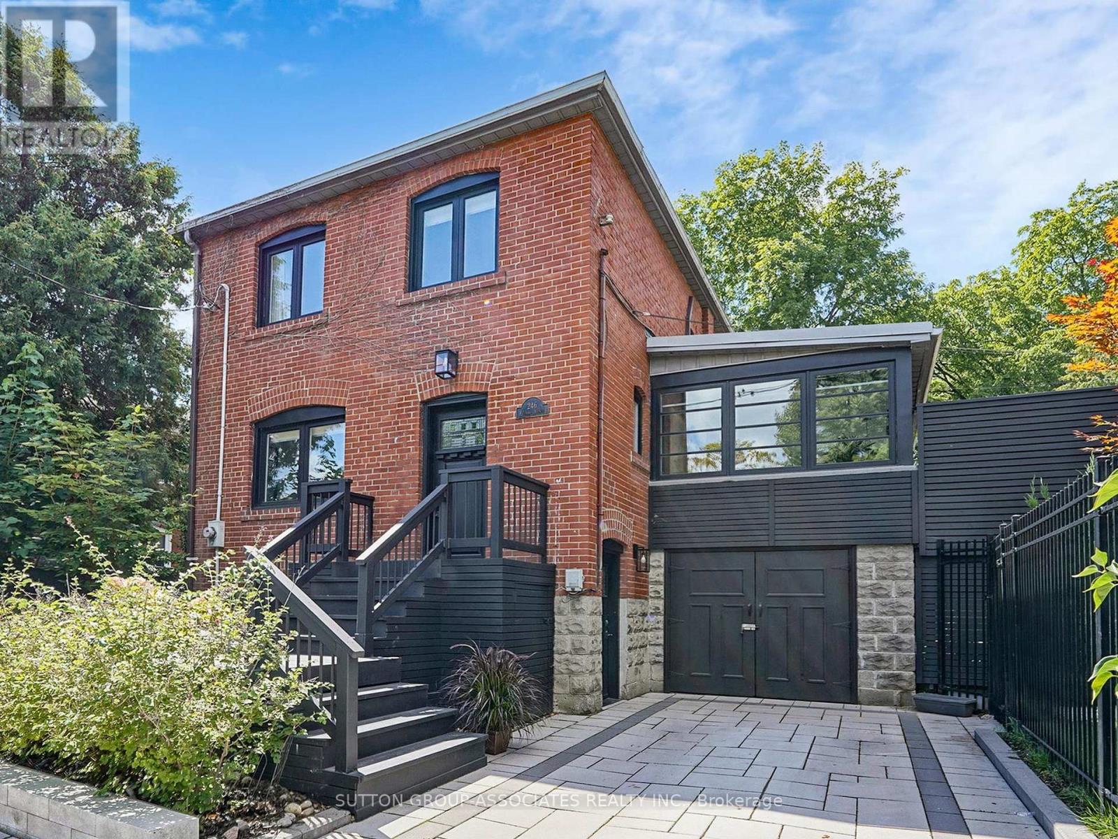246 Forman Ave, Toronto, ON M4S 2S5