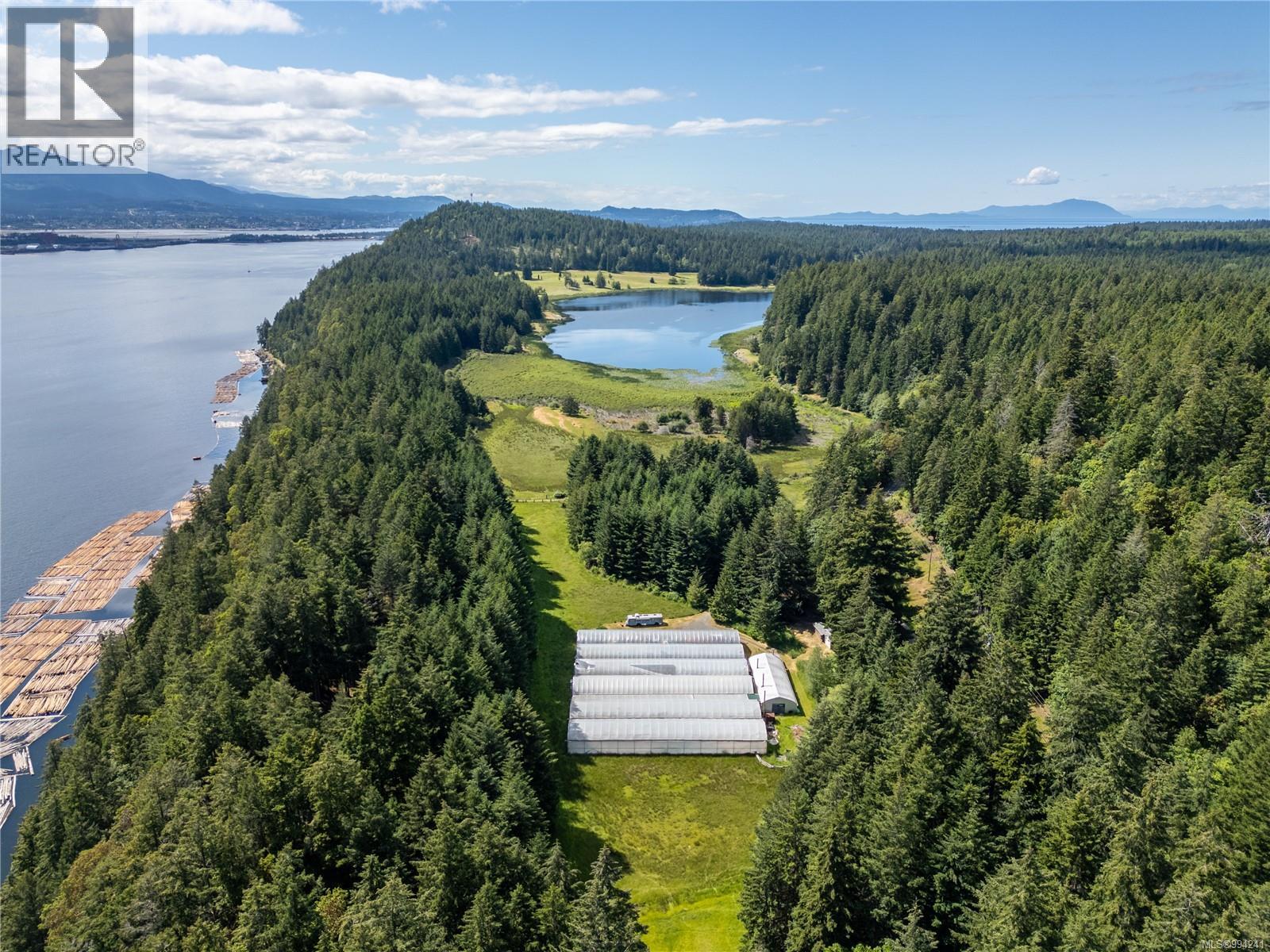 909 South Rd, Nanaimo B, BC V0R 1X4