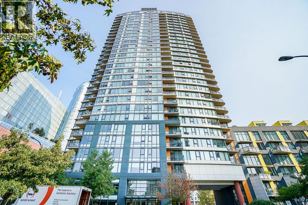 33 Smithe Street Unit 1207, Vancouver, BC V6B 0B5
